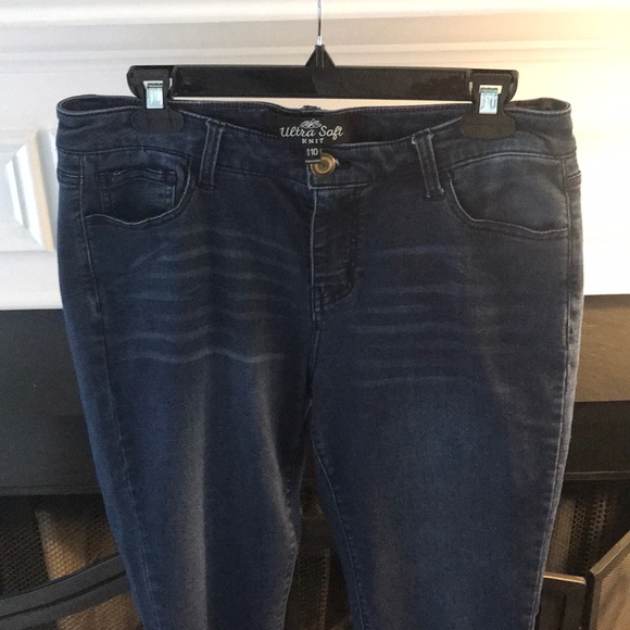 Ultra Soft Jeans - Picture 3 of 4